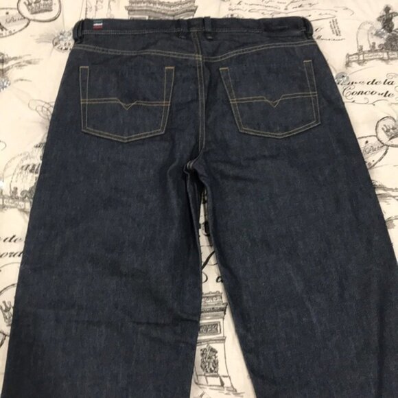 Diesel Dagh Regular Straight Leg Jeans - Picture 7 of 9
